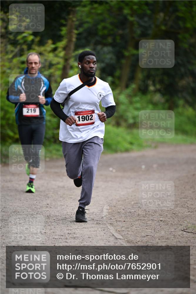 13.04.2025 - Hammer Lauf Dr. Thomas Lammeyer http://msf.ph/oto/7652901 13.04.2025 10:31:19 Laufen 219, 15, 1902 meine-sportfotos.de