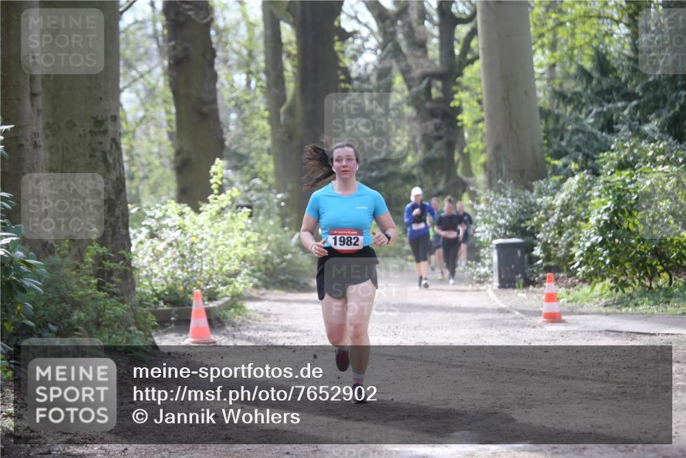 13.04.2025 - Hammer Lauf Jannik Wohlers http://msf.ph/oto/7652902 13.04.2025 10:42:07 Laufen 15, 1982 meine-sportfotos.de
