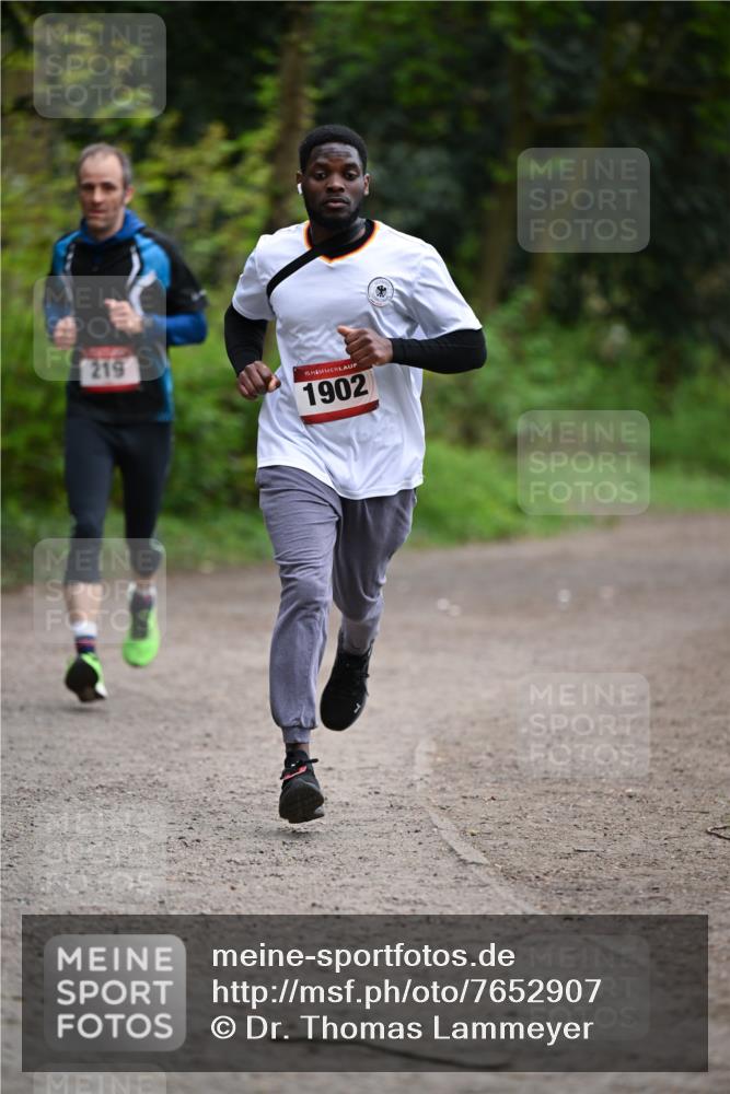 13.04.2025 - Hammer Lauf Dr. Thomas Lammeyer http://msf.ph/oto/7652907 13.04.2025 10:31:19 Laufen 219, 15, 1902 meine-sportfotos.de