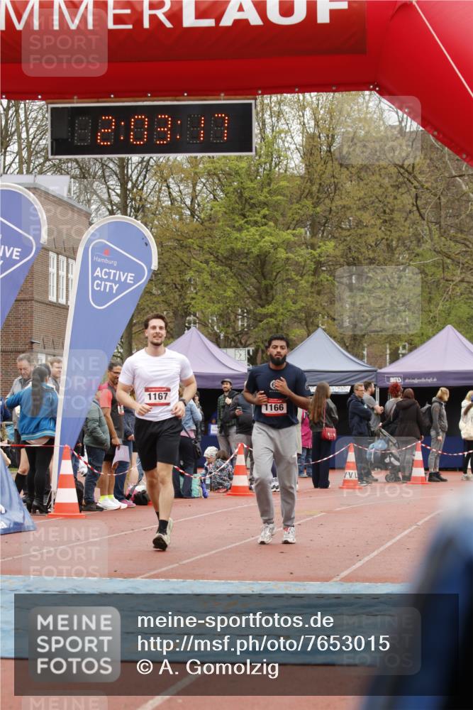 13.04.2025 - Hammer Lauf A. Gomolzig http://msf.ph/oto/7653015 13.04.2025 13:03:15 Ziel 1166, 1167 meine-sportfotos.de