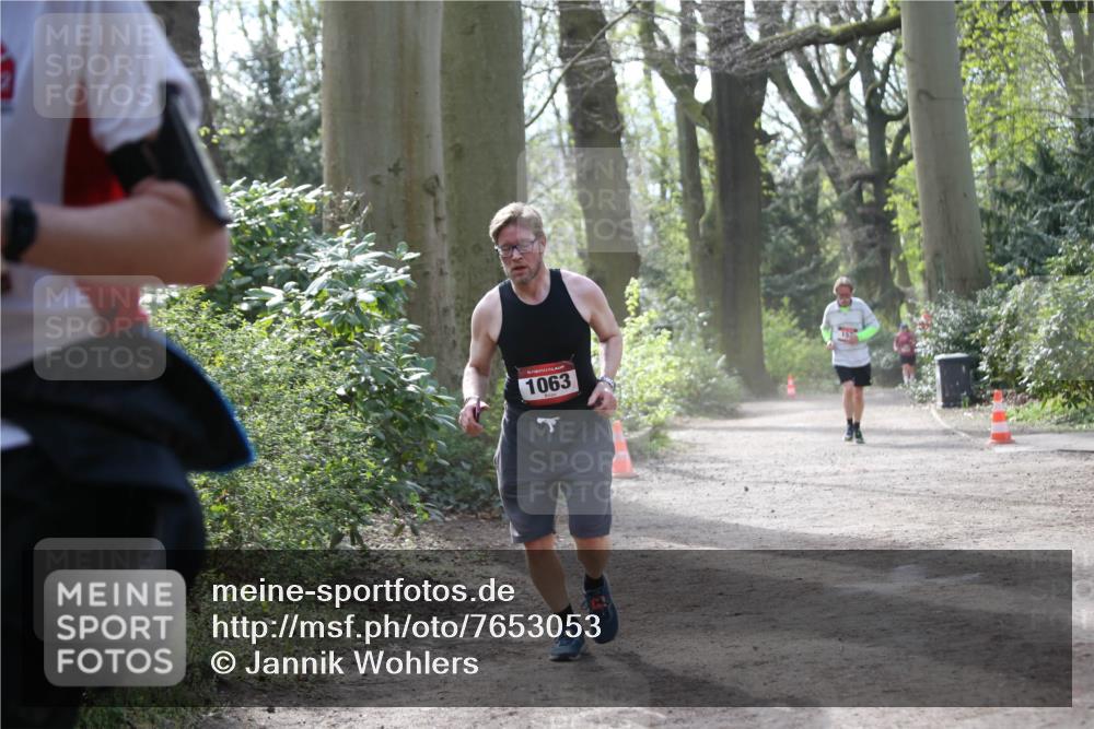 13.04.2025 - Hammer Lauf Jannik Wohlers http://msf.ph/oto/7653053 13.04.2025 10:41:32 Laufen 1063 meine-sportfotos.de