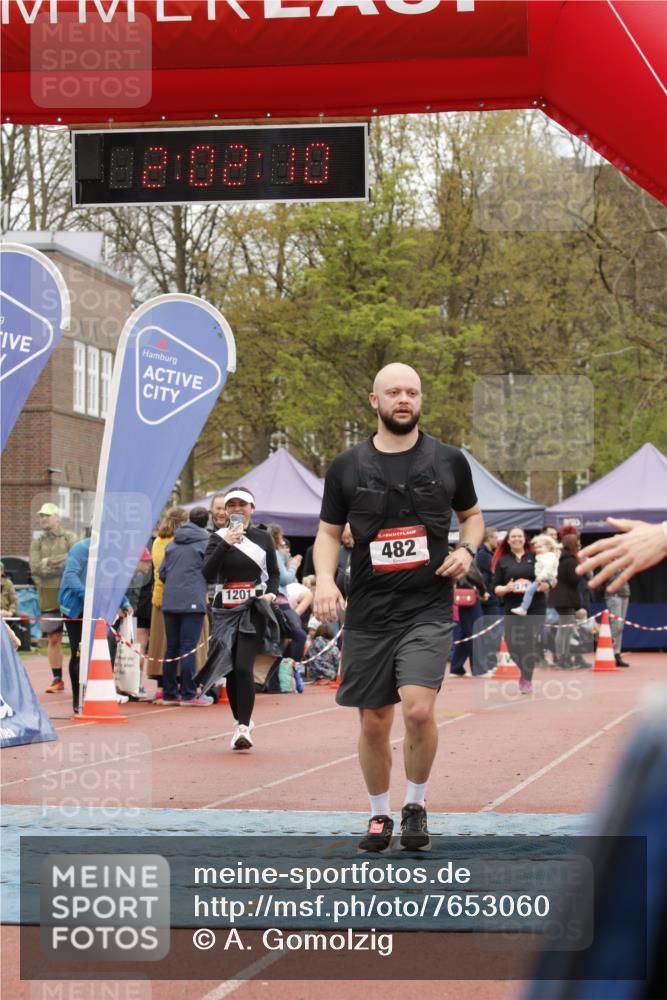 13.04.2025 - Hammer Lauf A. Gomolzig http://msf.ph/oto/7653060 13.04.2025 13:02:08 Ziel 482, 1201 meine-sportfotos.de