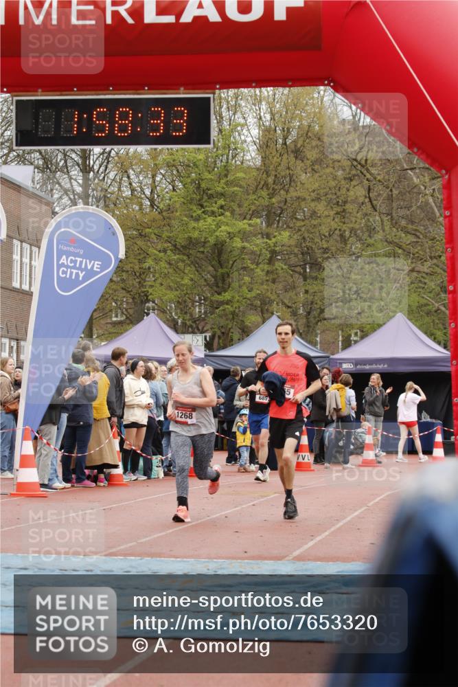 13.04.2025 - Hammer Lauf A. Gomolzig http://msf.ph/oto/7653320 13.04.2025 12:58:31 Ziel 929, 1265, 1268 meine-sportfotos.de
