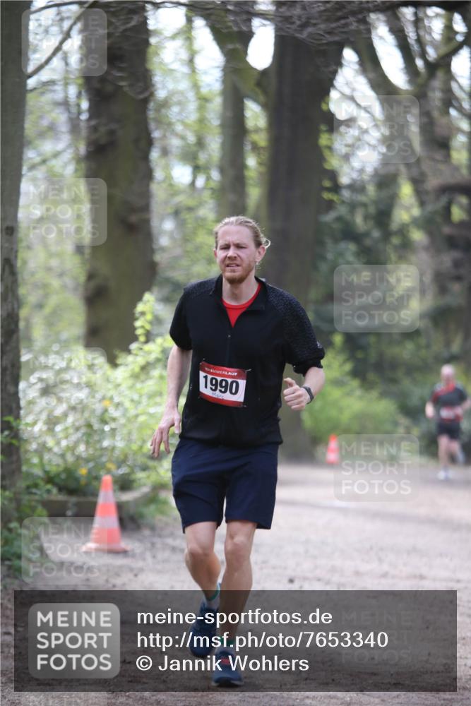 13.04.2025 - Hammer Lauf Jannik Wohlers http://msf.ph/oto/7653340 13.04.2025 10:40:26 Laufen 1990 meine-sportfotos.de