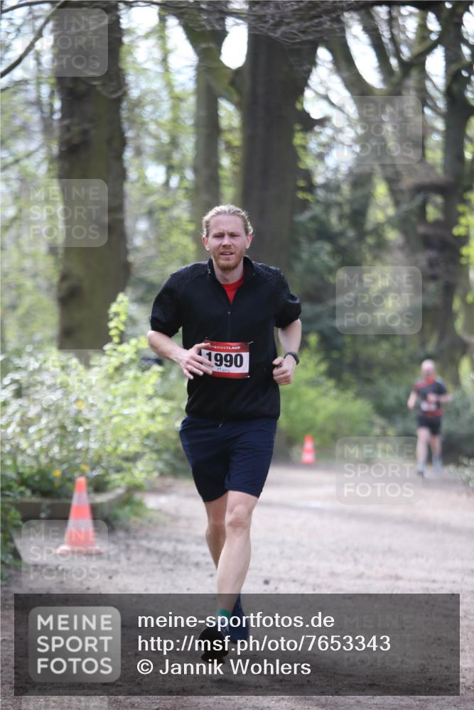 13.04.2025 - Hammer Lauf Jannik Wohlers http://msf.ph/oto/7653343 13.04.2025 10:40:26 Laufen 1990 meine-sportfotos.de