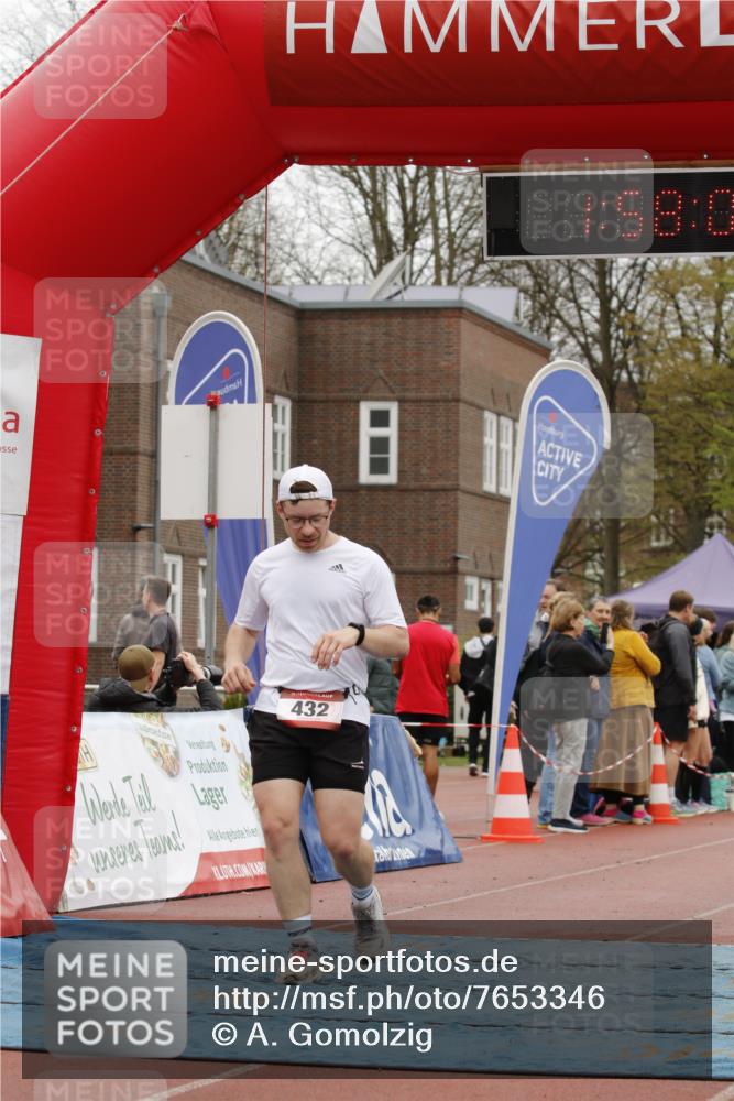 13.04.2025 - Hammer Lauf A. Gomolzig http://msf.ph/oto/7653346 13.04.2025 12:58:06 Ziel 432, 705 meine-sportfotos.de