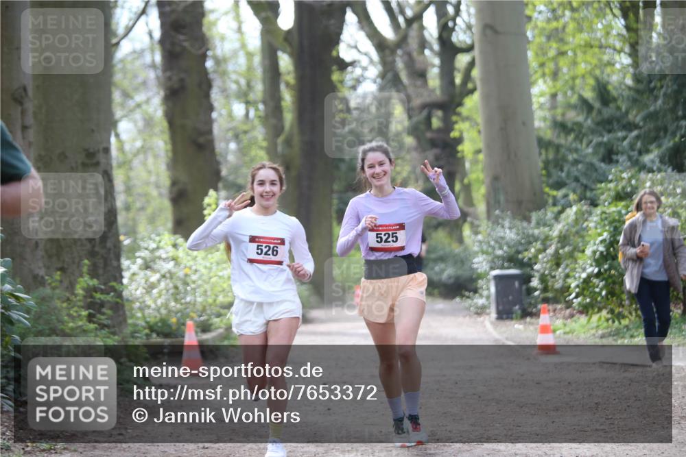 13.04.2025 - Hammer Lauf Jannik Wohlers http://msf.ph/oto/7653372 13.04.2025 10:40:19 Laufen 15, 526, 525 meine-sportfotos.de