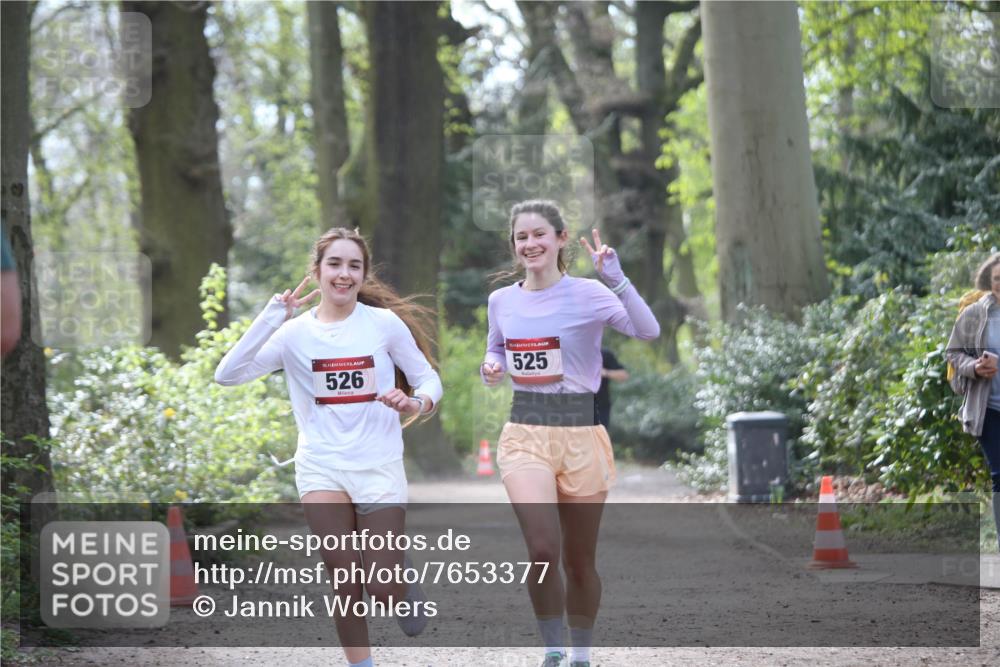 13.04.2025 - Hammer Lauf Jannik Wohlers http://msf.ph/oto/7653377 13.04.2025 10:40:19 Laufen 15, 526, 525 meine-sportfotos.de