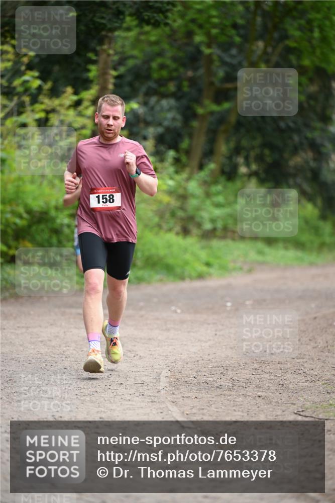 13.04.2025 - Hammer Lauf Dr. Thomas Lammeyer http://msf.ph/oto/7653378 13.04.2025 10:32:04 Laufen 158 meine-sportfotos.de