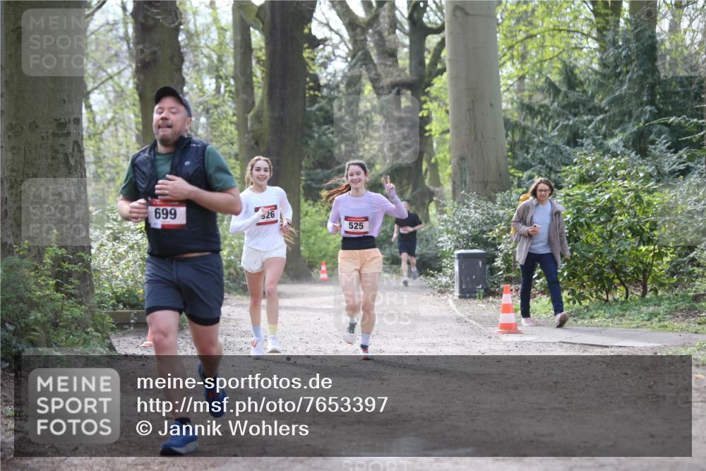 13.04.2025 - Hammer Lauf Jannik Wohlers http://msf.ph/oto/7653397 13.04.2025 10:40:17 Laufen 699, 526, 525 meine-sportfotos.de