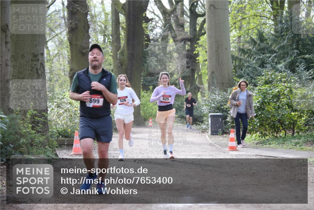 13.04.2025 - Hammer Lauf Jannik Wohlers http://msf.ph/oto/7653400 13.04.2025 10:40:17 Laufen 699, 526, 525 meine-sportfotos.de