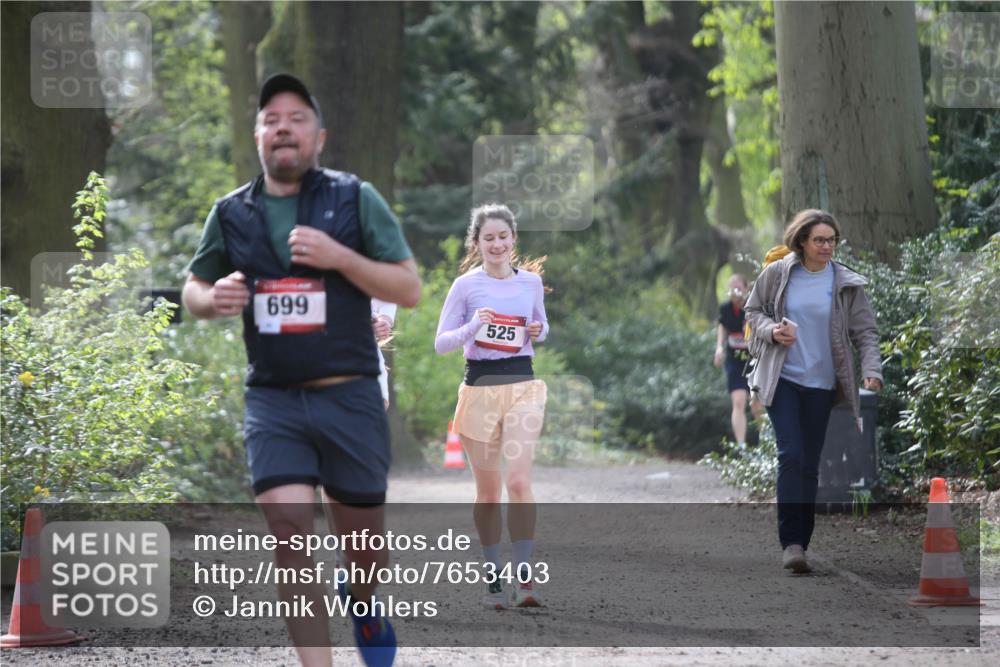 13.04.2025 - Hammer Lauf Jannik Wohlers http://msf.ph/oto/7653403 13.04.2025 10:40:16 Laufen 699, 525 meine-sportfotos.de