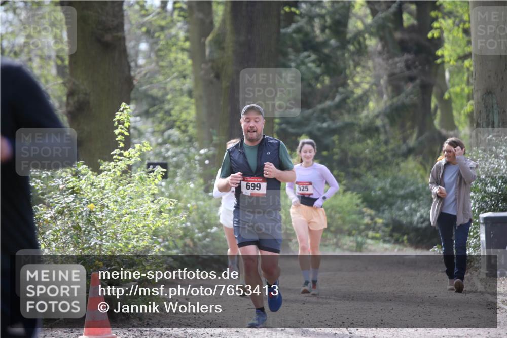 13.04.2025 - Hammer Lauf Jannik Wohlers http://msf.ph/oto/7653413 13.04.2025 10:40:14 Laufen 699, 525 meine-sportfotos.de