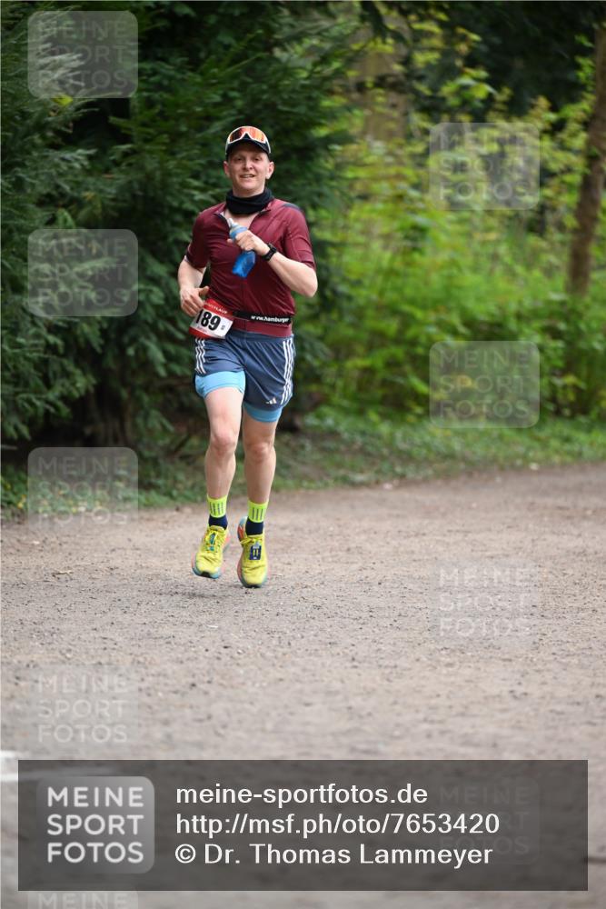 13.04.2025 - Hammer Lauf Dr. Thomas Lammeyer http://msf.ph/oto/7653420 13.04.2025 10:32:07 Laufen 189 meine-sportfotos.de