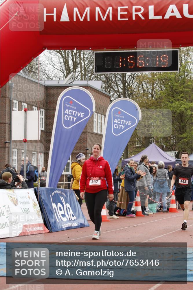 13.04.2025 - Hammer Lauf A. Gomolzig http://msf.ph/oto/7653446 13.04.2025 12:56:17 Ziel 397, 411, 442 meine-sportfotos.de