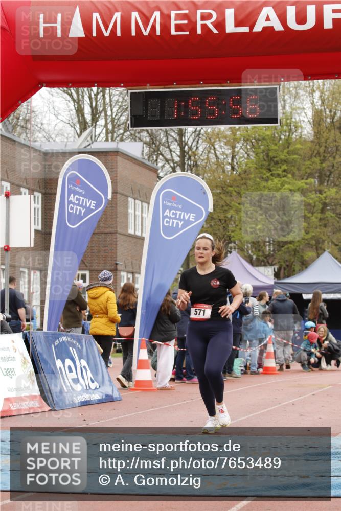 13.04.2025 - Hammer Lauf A. Gomolzig http://msf.ph/oto/7653489 13.04.2025 12:55:55 Ziel 571, 1051 meine-sportfotos.de