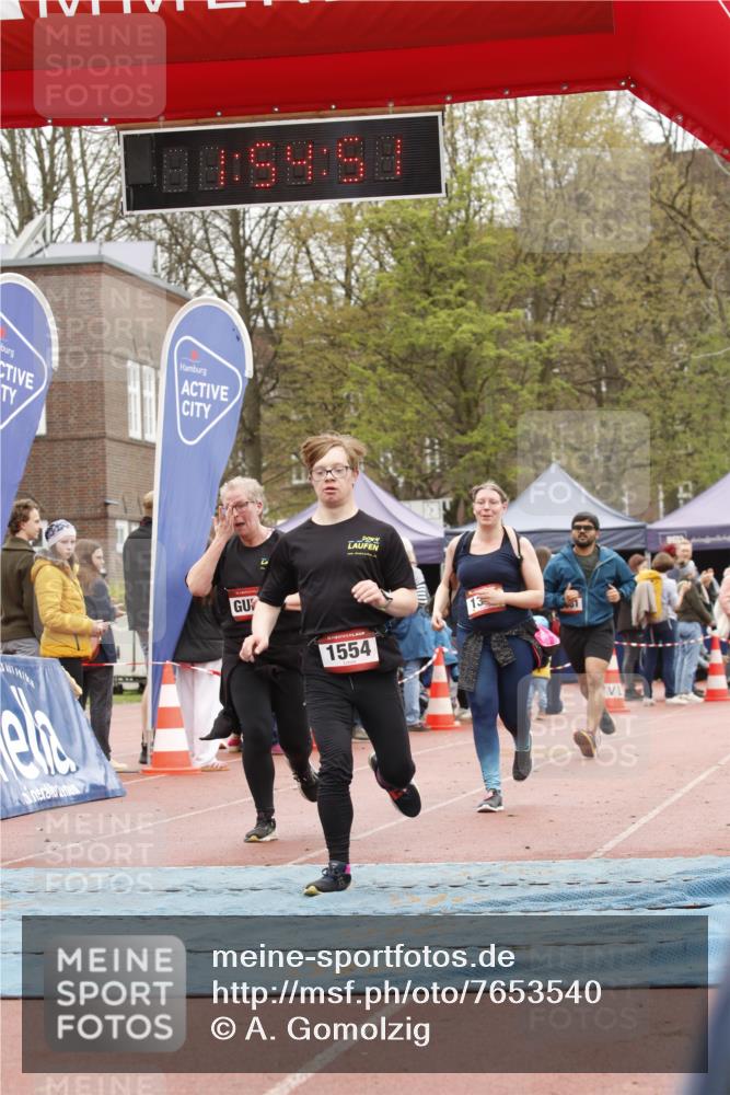 13.04.2025 - Hammer Lauf A. Gomolzig http://msf.ph/oto/7653540 13.04.2025 12:54:49 Ziel 231, 1081, 1372, 1554 meine-sportfotos.de