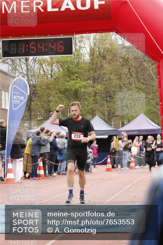 13.04.2025 - Hammer Lauf A. Gomolzig http://msf.ph/oto/7653553 13.04.2025 12:54:44 Ziel 231, 426, 1048, 1554, 1604 meine-sportfotos.de