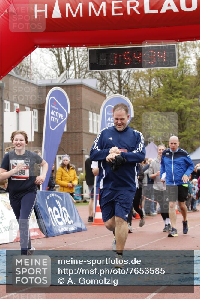 13.04.2025 - Hammer Lauf A. Gomolzig http://msf.ph/oto/7653585 13.04.2025 12:54:32 Ziel 200, 201, 297, 298, 341, 342, 689, 1237, 1559, 1582 meine-sportfotos.de