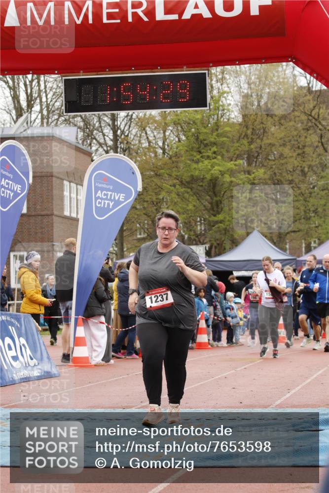 13.04.2025 - Hammer Lauf A. Gomolzig http://msf.ph/oto/7653598 13.04.2025 12:54:27 Ziel 297, 298, 1194, 1237, 1738 meine-sportfotos.de