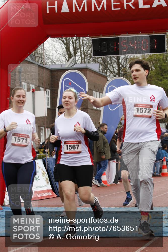 13.04.2025 - Hammer Lauf A. Gomolzig http://msf.ph/oto/7653651 13.04.2025 12:53:59 Ziel 218, 302, 502, 756, 858, 1567, 1571, 1572, 1896 meine-sportfotos.de