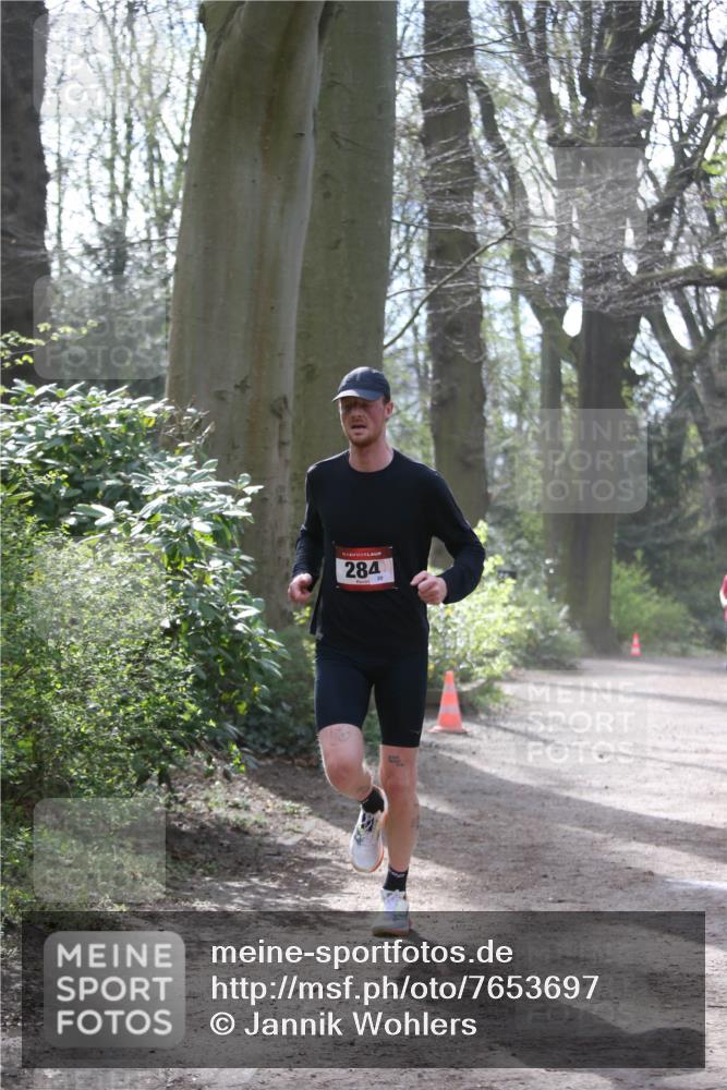 13.04.2025 - Hammer Lauf Jannik Wohlers http://msf.ph/oto/7653697 13.04.2025 10:38:54 Laufen 284 meine-sportfotos.de