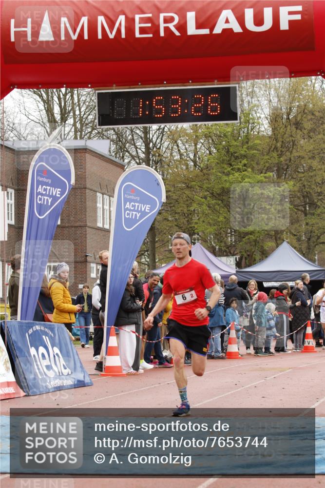 13.04.2025 - Hammer Lauf A. Gomolzig http://msf.ph/oto/7653744 13.04.2025 12:53:24 Ziel 6 meine-sportfotos.de