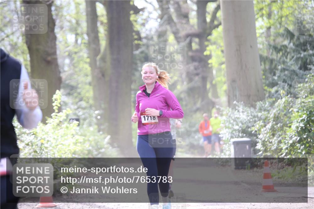 13.04.2025 - Hammer Lauf Jannik Wohlers http://msf.ph/oto/7653783 13.04.2025 10:38:22 Laufen 1718 meine-sportfotos.de