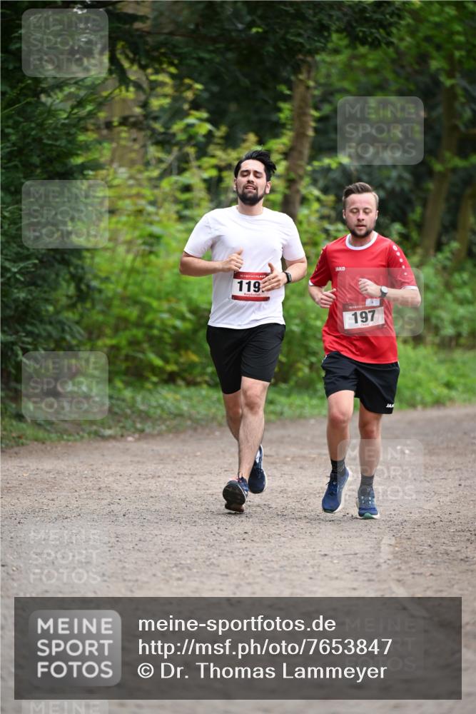 13.04.2025 - Hammer Lauf Dr. Thomas Lammeyer http://msf.ph/oto/7653847 13.04.2025 10:33:09 Laufen 15, 119, 197 meine-sportfotos.de