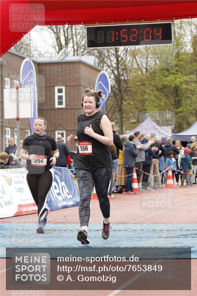 13.04.2025 - Hammer Lauf A. Gomolzig http://msf.ph/oto/7653849 13.04.2025 12:52:02 Ziel 294, 556 meine-sportfotos.de