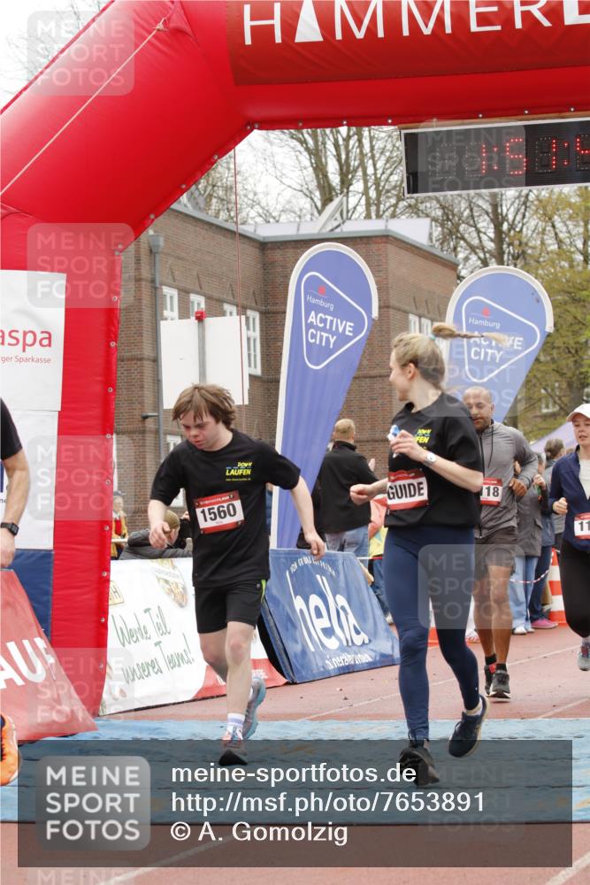 13.04.2025 - Hammer Lauf A. Gomolzig http://msf.ph/oto/7653891 13.04.2025 12:51:42 Ziel 109, 980, 1040, 1117, 1118, 1280, 1560, 1862 meine-sportfotos.de