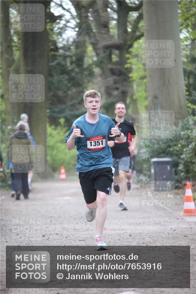 13.04.2025 - Hammer Lauf Jannik Wohlers http://msf.ph/oto/7653916 13.04.2025 10:37:45 Laufen 15, 1351 meine-sportfotos.de