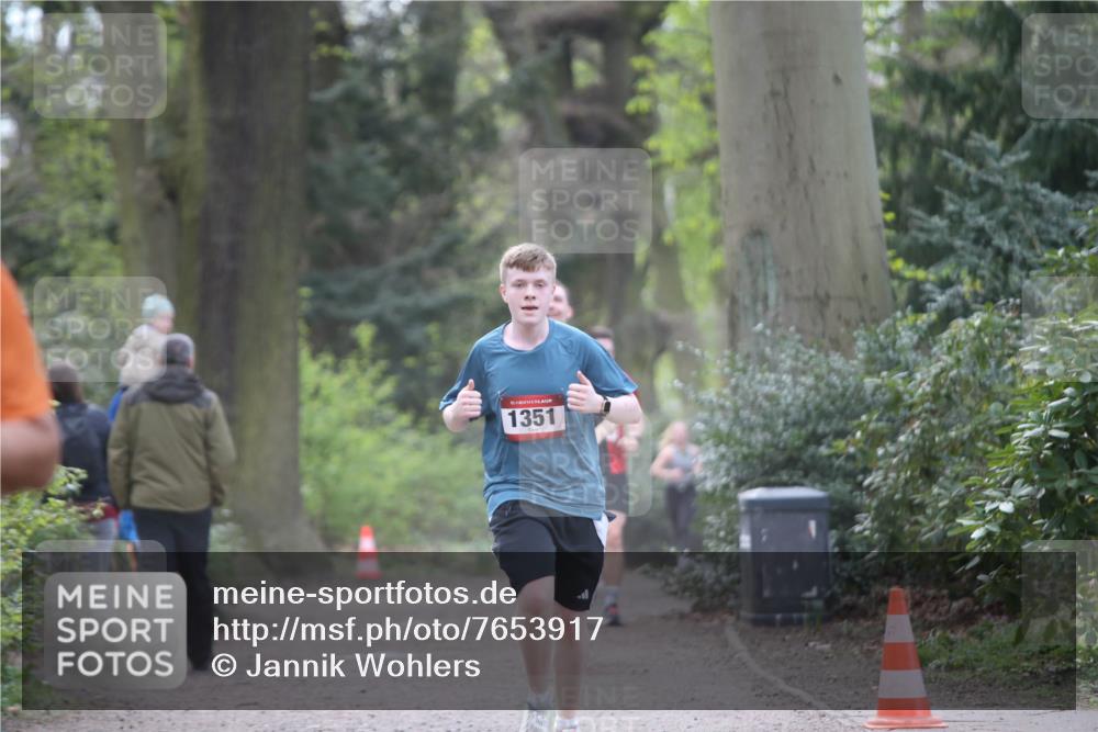 13.04.2025 - Hammer Lauf Jannik Wohlers http://msf.ph/oto/7653917 13.04.2025 10:37:44 Laufen 1351 meine-sportfotos.de