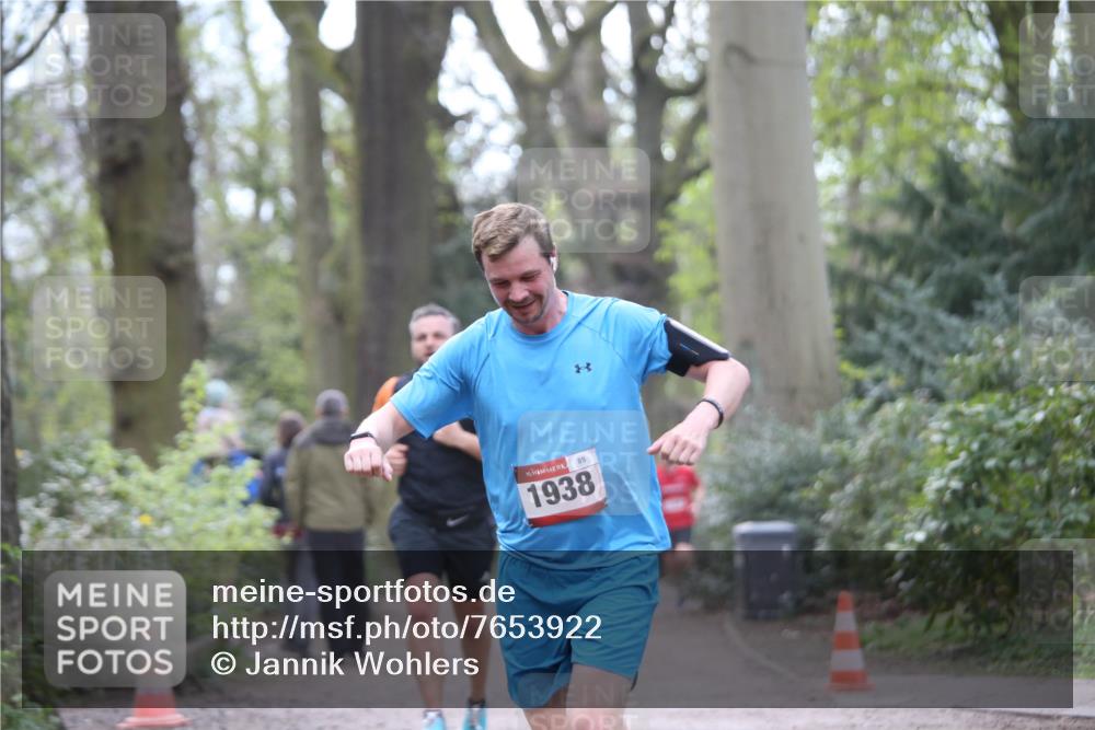 13.04.2025 - Hammer Lauf Jannik Wohlers http://msf.ph/oto/7653922 13.04.2025 10:37:41 Laufen 15, 85, 1938 meine-sportfotos.de