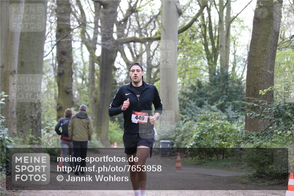 13.04.2025 - Hammer Lauf Jannik Wohlers http://msf.ph/oto/7653958 13.04.2025 10:37:33 Laufen 15, 449 meine-sportfotos.de