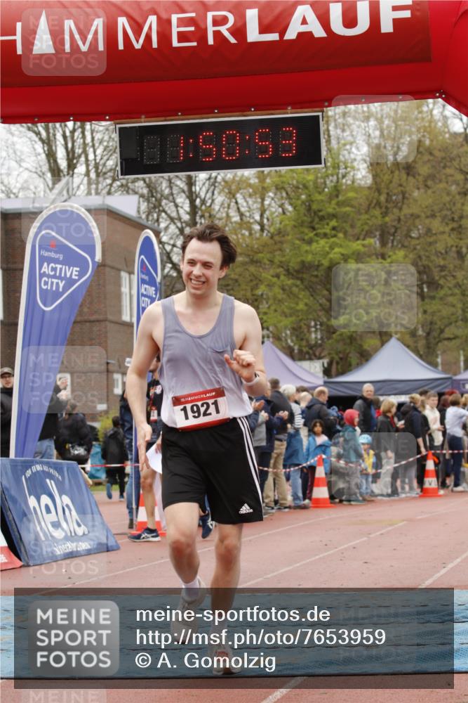 13.04.2025 - Hammer Lauf A. Gomolzig http://msf.ph/oto/7653959 13.04.2025 12:50:51 Ziel 21, 1563, 1577, 1610, 1921 meine-sportfotos.de