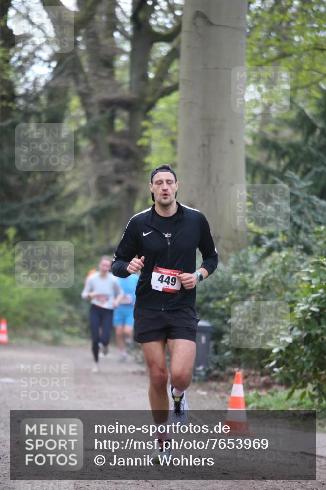13.04.2025 - Hammer Lauf Jannik Wohlers http://msf.ph/oto/7653969 13.04.2025 10:37:31 Laufen 15, 449 meine-sportfotos.de