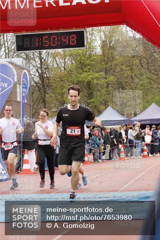 13.04.2025 - Hammer Lauf A. Gomolzig http://msf.ph/oto/7653980 13.04.2025 12:50:46 Ziel 21, 688, 712, 1000, 1289, 1312, 1563, 1577, 1610, 1921 meine-sportfotos.de