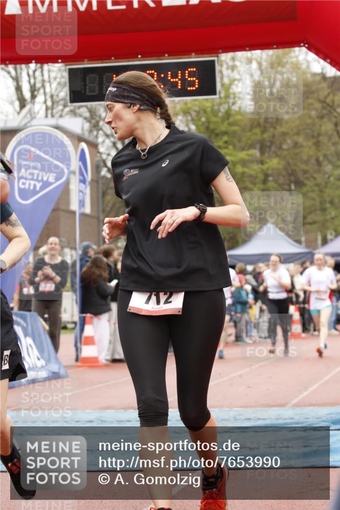 13.04.2025 - Hammer Lauf A. Gomolzig http://msf.ph/oto/7653990 13.04.2025 12:50:43 Ziel 3, 21, 688, 712, 771, 1000, 1289, 1312, 1563, 1577, 1610 meine-sportfotos.de