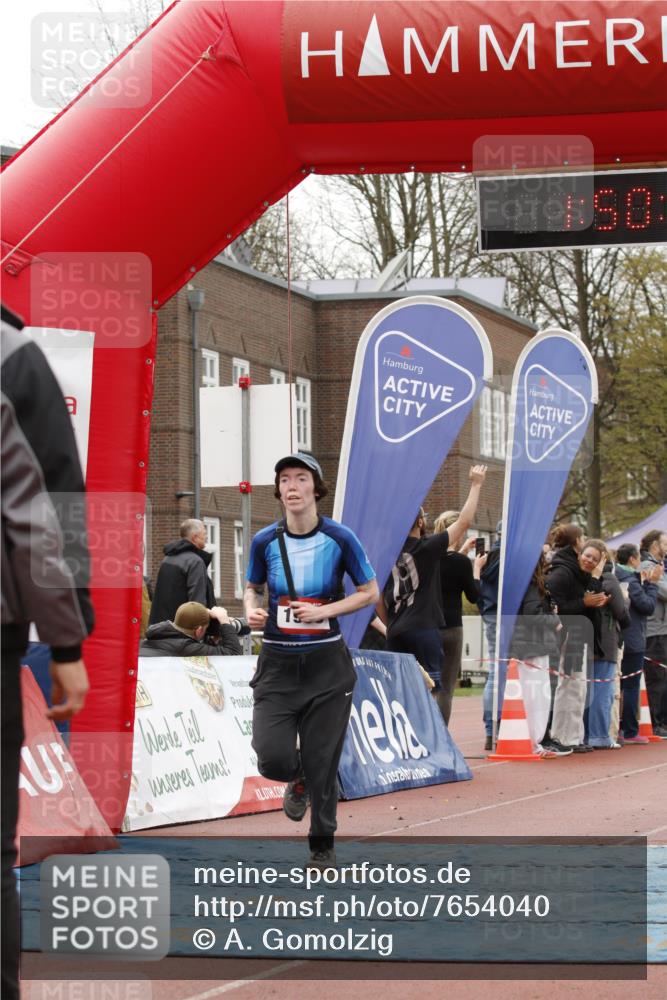 13.04.2025 - Hammer Lauf A. Gomolzig http://msf.ph/oto/7654040 13.04.2025 12:50:25 Ziel 1032, 1046, 1205, 1206, 1558, 1561, 1579, 1901, 1998 meine-sportfotos.de