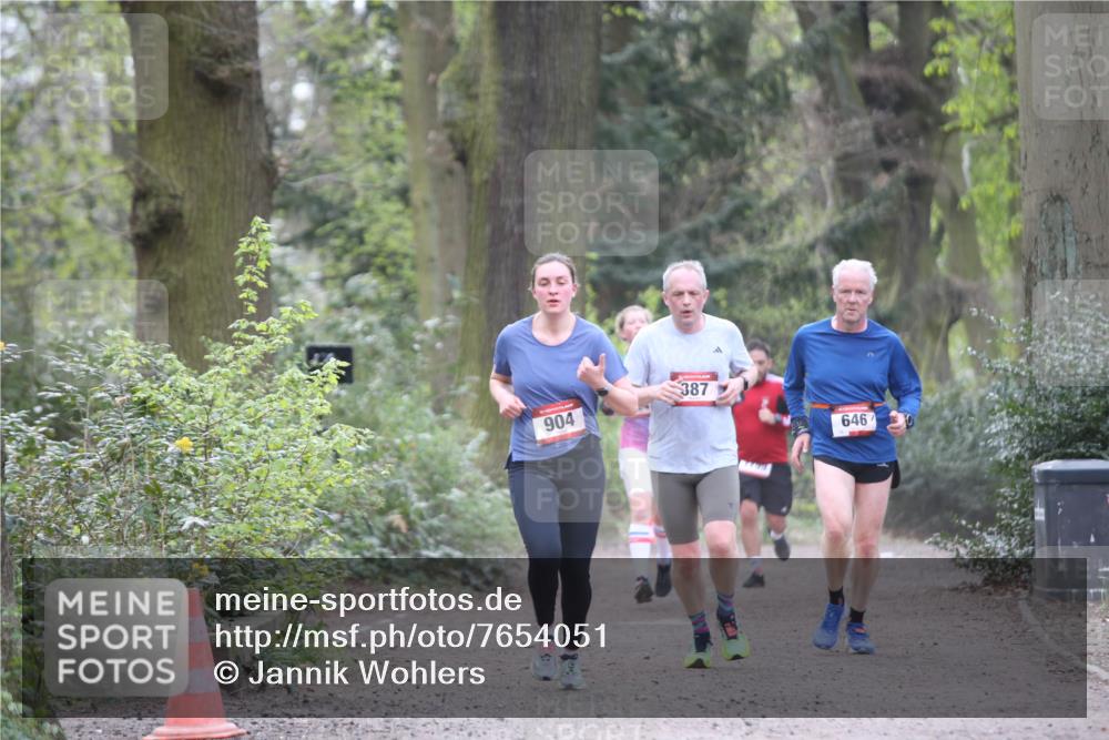 13.04.2025 - Hammer Lauf Jannik Wohlers http://msf.ph/oto/7654051 13.04.2025 10:37:07 Laufen 904, 387, 6460 meine-sportfotos.de