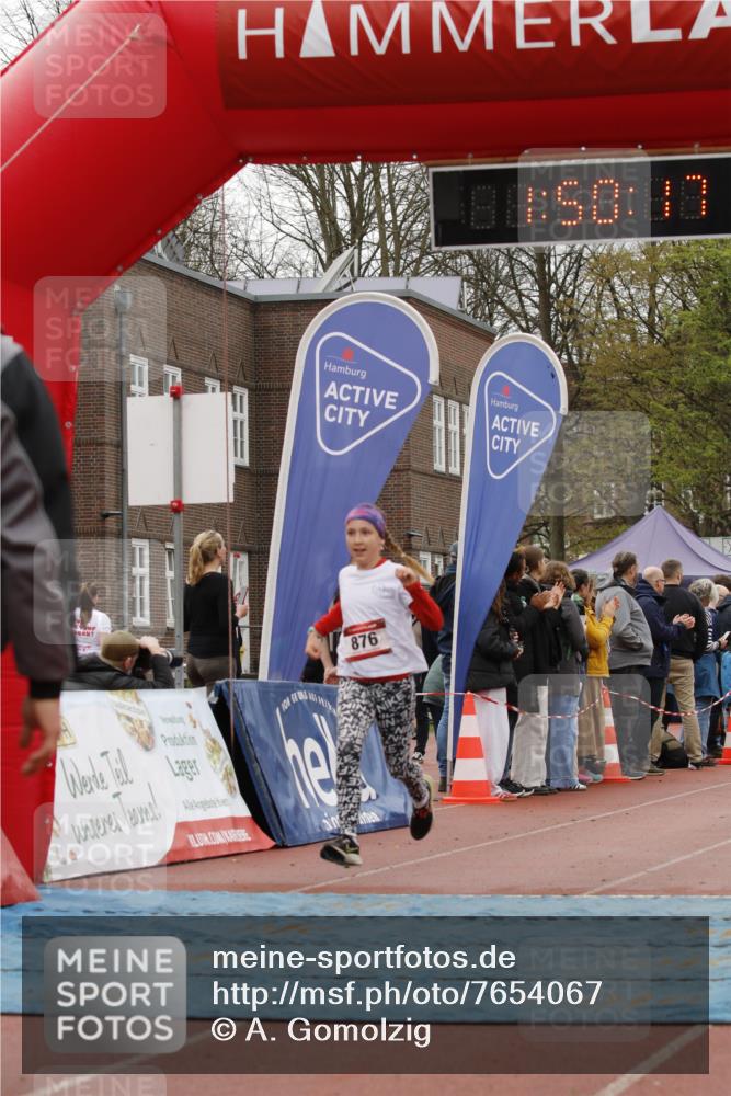 13.04.2025 - Hammer Lauf A. Gomolzig http://msf.ph/oto/7654067 13.04.2025 12:50:15 Ziel 576, 876, 997, 1203, 1298, 1561, 1579, 1901 meine-sportfotos.de
