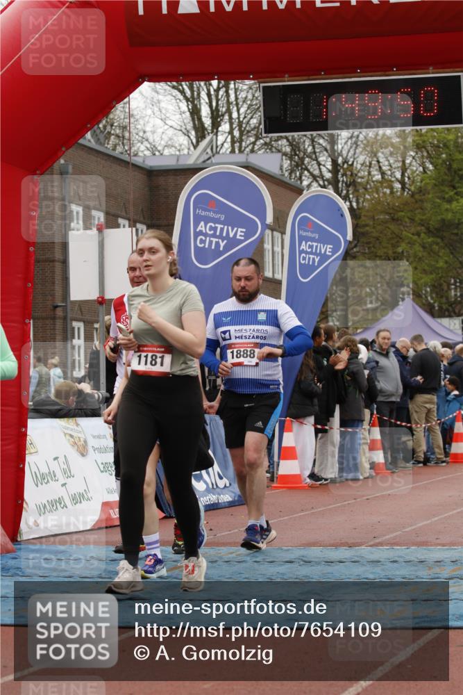 13.04.2025 - Hammer Lauf A. Gomolzig http://msf.ph/oto/7654109 13.04.2025 12:49:49 Ziel 193, 516, 662, 1181, 1888, 1911 meine-sportfotos.de