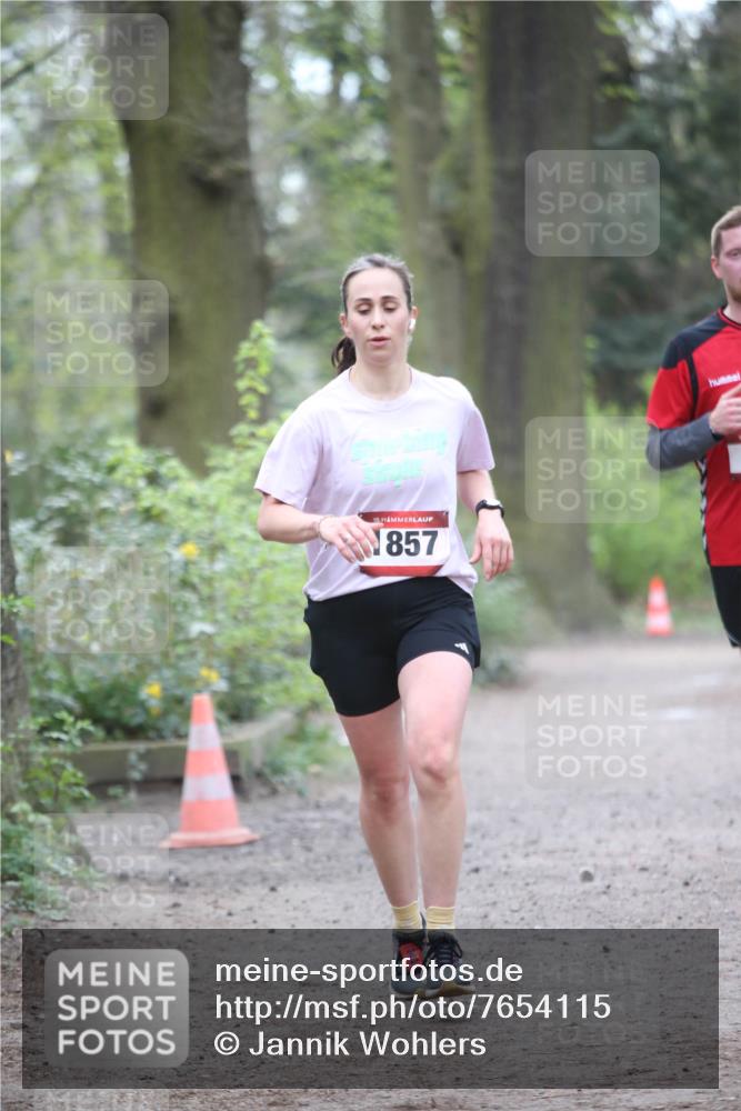 13.04.2025 - Hammer Lauf Jannik Wohlers http://msf.ph/oto/7654115 13.04.2025 10:36:46 Laufen 15, 857 meine-sportfotos.de