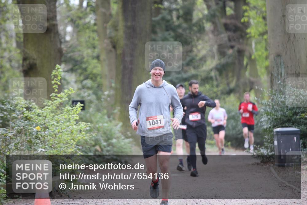13.04.2025 - Hammer Lauf Jannik Wohlers http://msf.ph/oto/7654136 13.04.2025 10:36:35 Laufen 1041, 575 meine-sportfotos.de