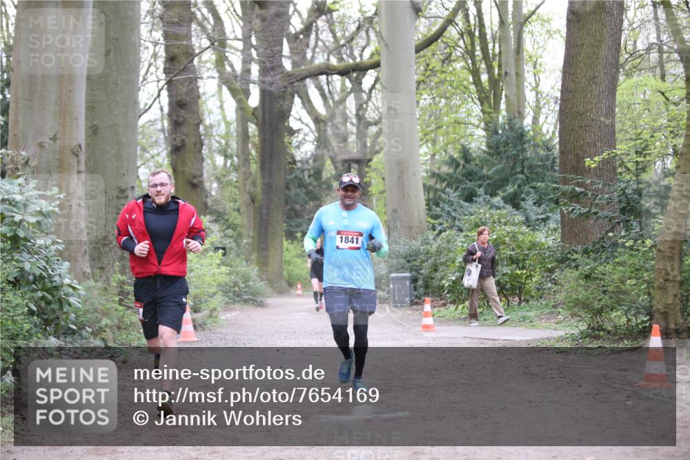 13.04.2025 - Hammer Lauf Jannik Wohlers http://msf.ph/oto/7654169 13.04.2025 10:36:26 Laufen 1841 meine-sportfotos.de