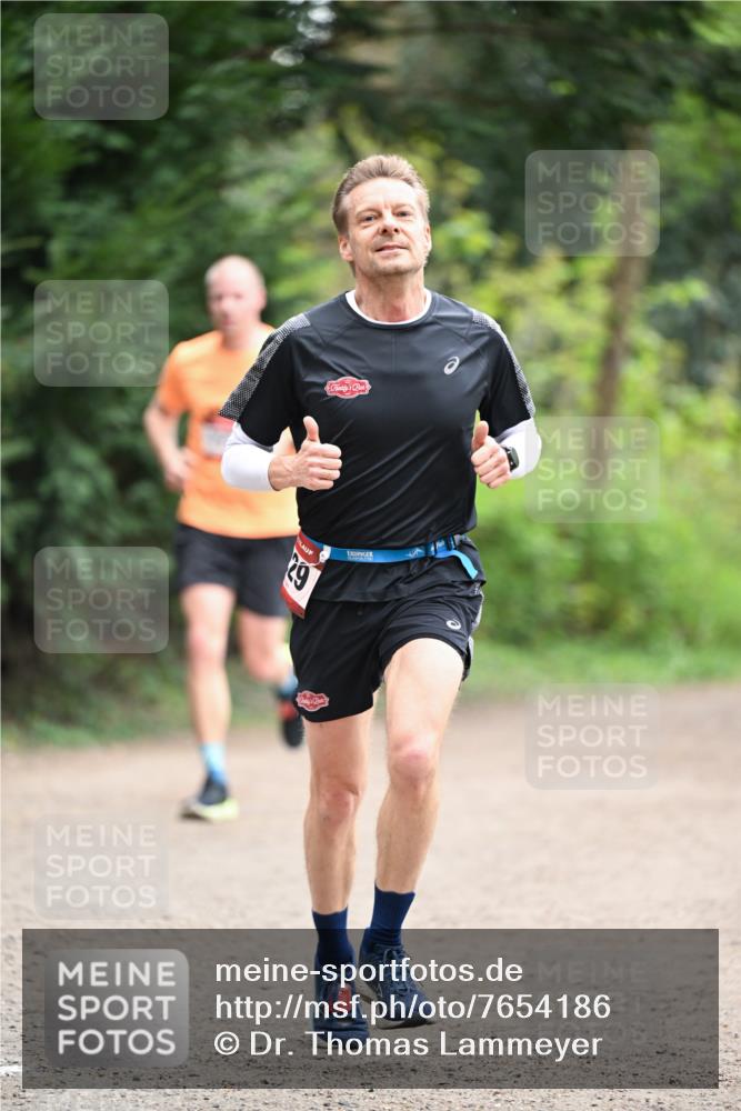 13.04.2025 - Hammer Lauf Dr. Thomas Lammeyer http://msf.ph/oto/7654186 13.04.2025 10:33:49 Laufen 67 meine-sportfotos.de