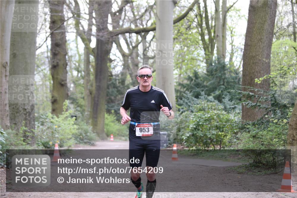 13.04.2025 - Hammer Lauf Jannik Wohlers http://msf.ph/oto/7654209 13.04.2025 10:36:10 Laufen 15, 72, 953 meine-sportfotos.de
