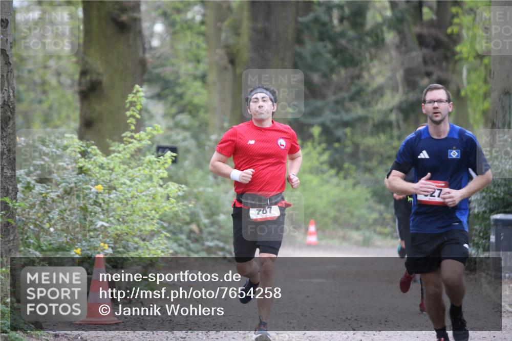13.04.2025 - Hammer Lauf Jannik Wohlers http://msf.ph/oto/7654258 13.04.2025 10:35:58 Laufen 27, 767 meine-sportfotos.de