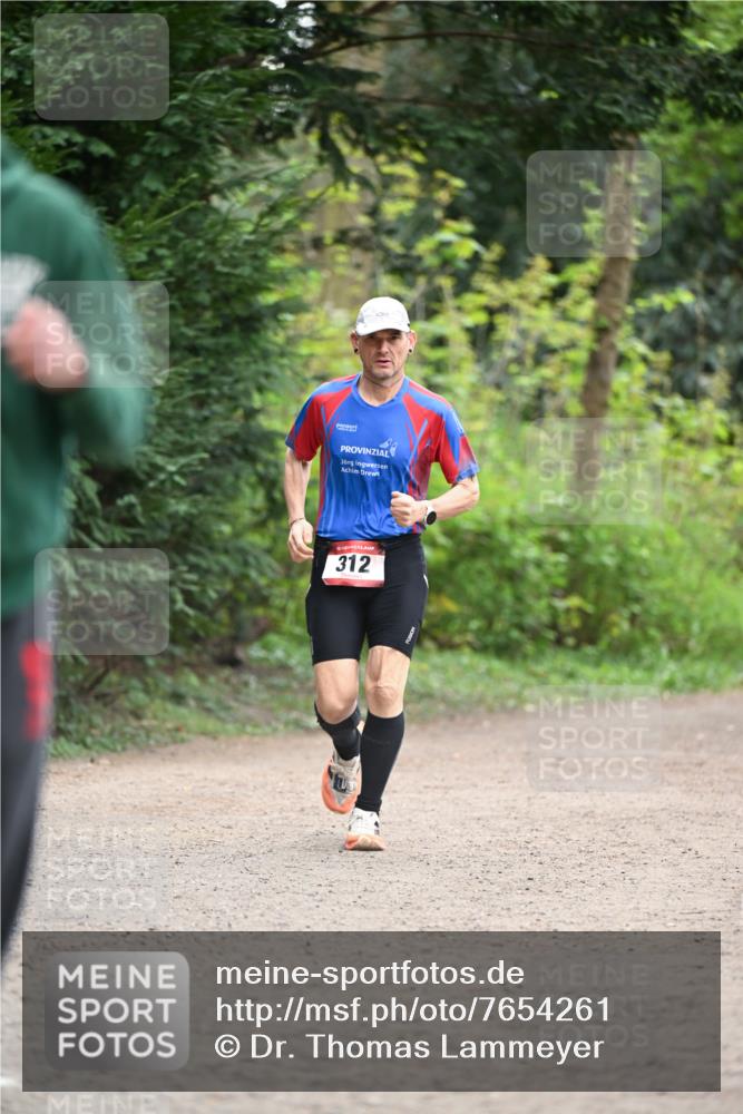 13.04.2025 - Hammer Lauf Dr. Thomas Lammeyer http://msf.ph/oto/7654261 13.04.2025 10:33:58 Laufen 312 meine-sportfotos.de